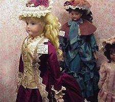 Antique Doll Collecting in Paris