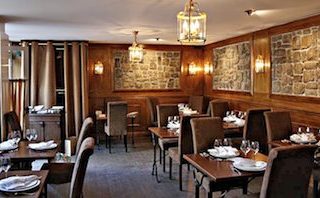 Auberge du 15, New Chef at Etangs de Corot & Cabinet de Curiosite Culinaire Buzz