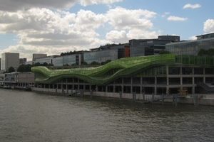 Cristóbal Balenciaga and Comme des Garçons at Les Docks