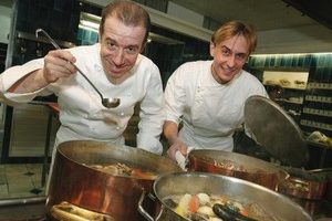 Aux Lyonnais Bistro in Lyon Celebrates 120 Years