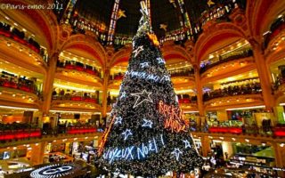 Galeries Lafayette Noel Rock ‘N Mode Christmas Tree and Official Videos