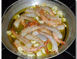 French Cooking: Crevettes au pastis