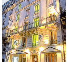 Review: Hotel Candide