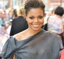 France News Daily: Louvre Raises $3.5 Million at Gala, Janet Jackson Performs