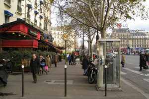 Food at last in Montparnasse