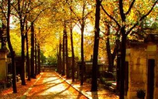 Five Paris Autumn Walks: Pere-Lachaise, Tuileries, Luxembourg, Buttes Chaumont, Monceau