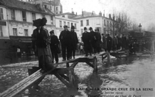 Book: Paris Under Water: How the City of Light Survived the Great Flood of 1910