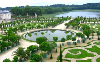 Versailles Palace: Day Trip to the Royal Gardens