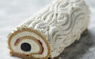 Festive Paris Magic at the Patisserie des Rêves: 2015 Yule Logs!