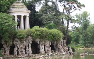 Paris Plans to Open the City’s First Nudist Park