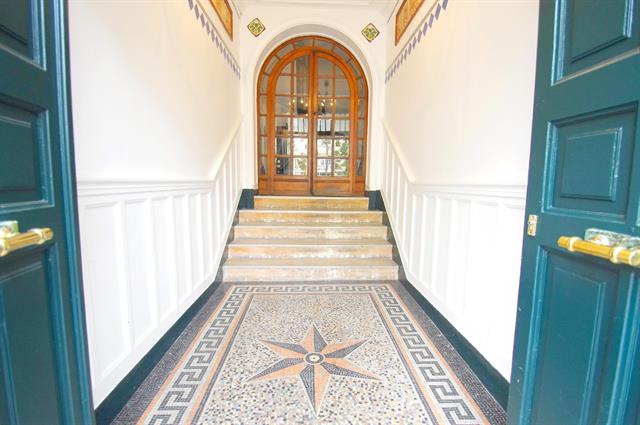 apartment for sale in Paris