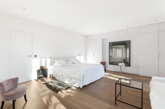 apartment for sale in Paris