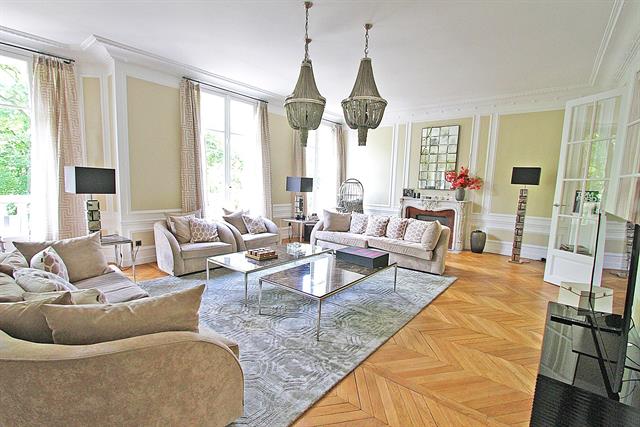 apartment for sale in Paris