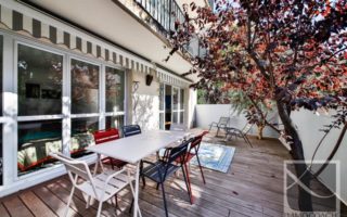 For Sale: Apartment with Terrace in Neuilly-sur-seine