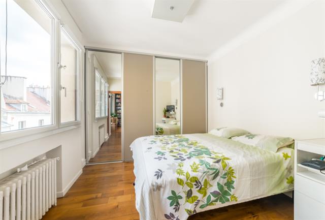 apartment for sale in Paris