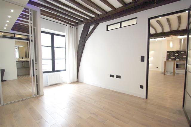 apartment for sale in Paris
