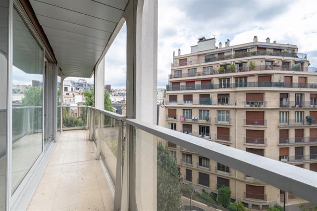 apartment for sale in Paris