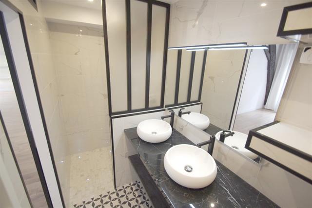 apartment for sale in Paris