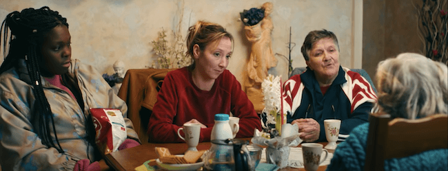 Learning How to Be Seen: Les Invisibles