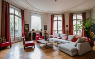 For Sale: Beautiful Apartment in Front of Parc Monceau