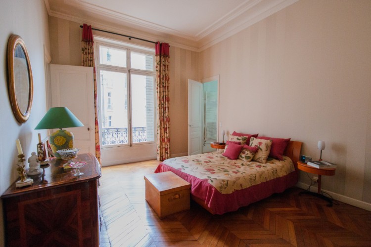 Paris apartment for sale