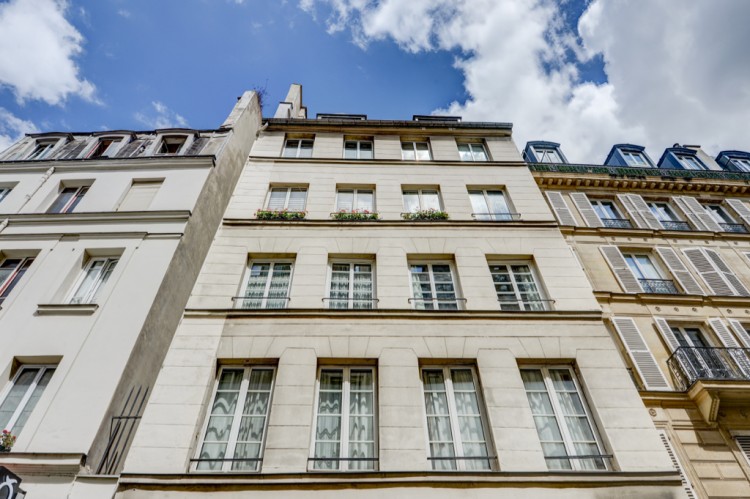 apartment for sale in Paris