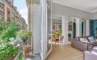 For Sale: Breathtaking 5-Bedroom Flat in the 16th