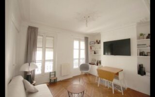 For Sale: 3-room Apartment in the 17th Arrondissement