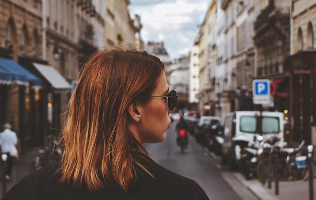 10 Tips to Cultivating Parisian Style