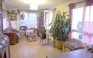 For Sale: Apartment with Views in Quartier Saint-Blaise