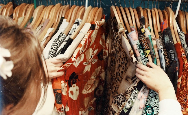 5 Best Shops for Vintage Shopping in Paris