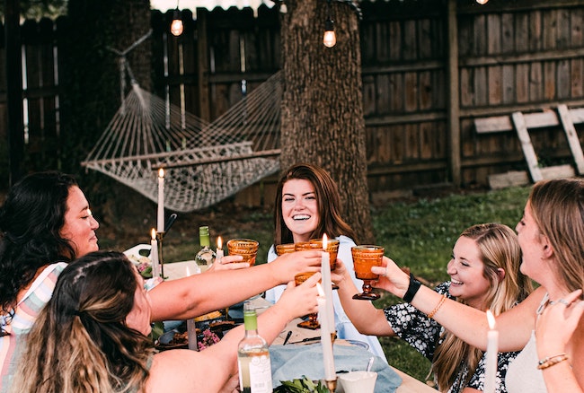 How to Eat Like the French: 5 Ways to Throw Caution to the Wind and Enjoy Your Food