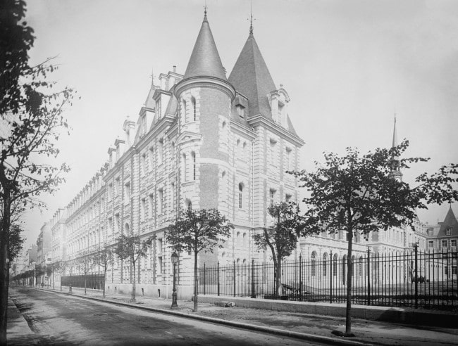 The Fascinating Story of the American Hospital of Paris