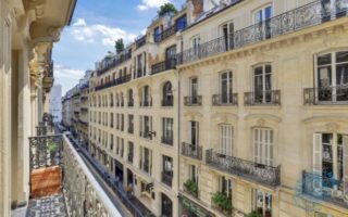 For Sale: Luxury Two-Bed Apartment in the 8th