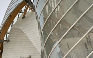 Collection Pinault and Fondation Louis Vuitton: A Different Vision of Architecture