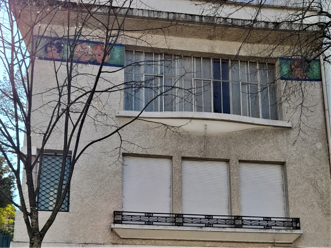The exterior of Poulbot's house