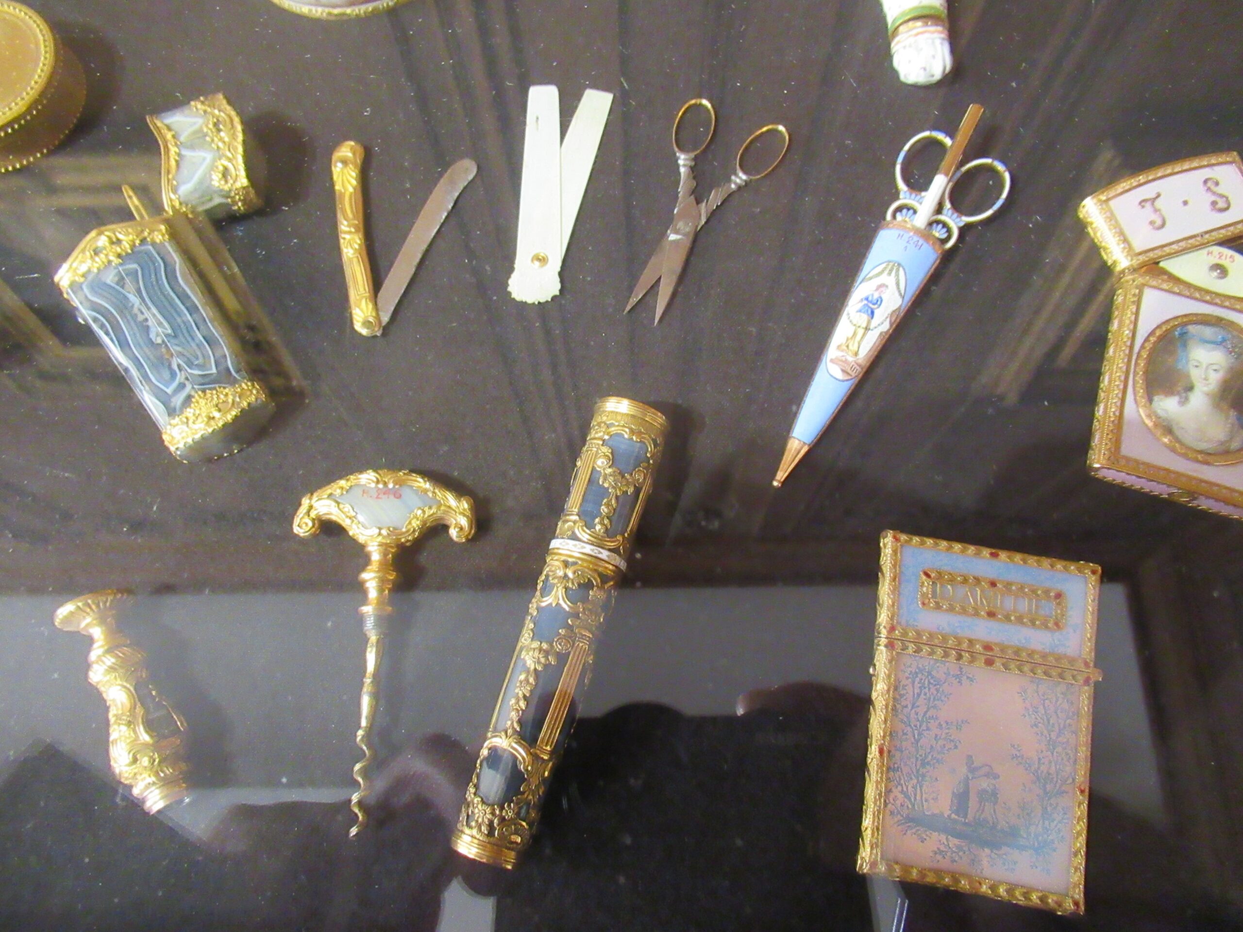 Cognacq Jay Permanent Collection of some knick knacks