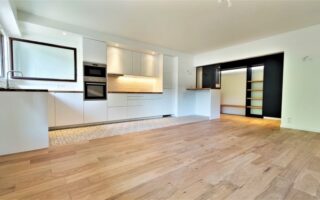 For Sale: 3-Bedroom Family Apartment Without Vis-à-vis