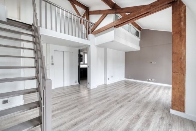 A 3-Bedroom Top Floor Apartment