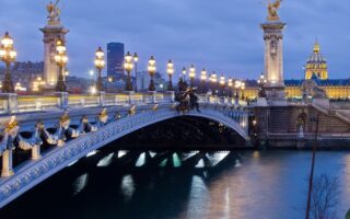 Flâneries in Paris: Grandeur around the Pont Alexandre III