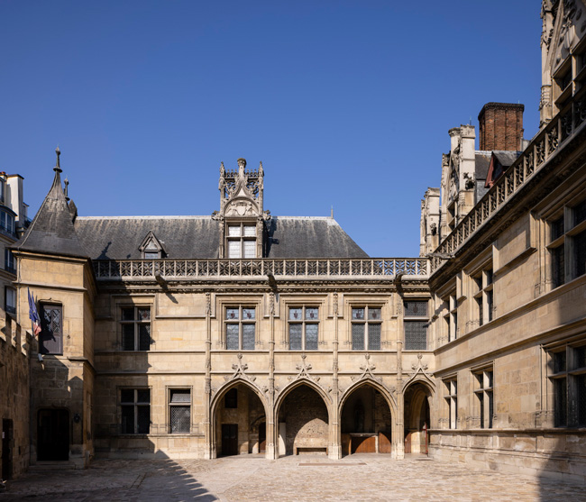 Top 5 Reasons to Visit the Musée de Cluny in Paris