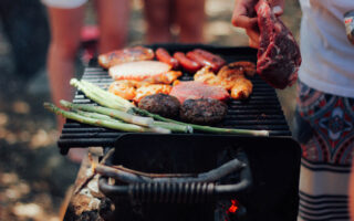 The Paris Cook Club Gets Grilling