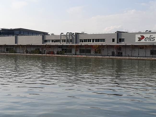 The modern Elis laundry works carrying on a hundred and fifty-year tradition