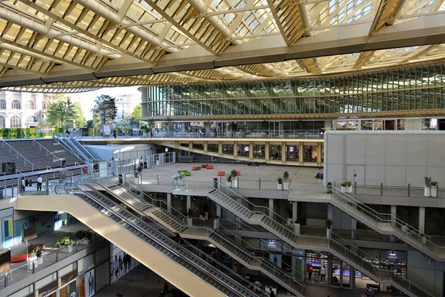 Forum des Halles at Châtelet empty