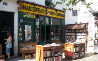 5 of the Best Literary Haunts in Paris