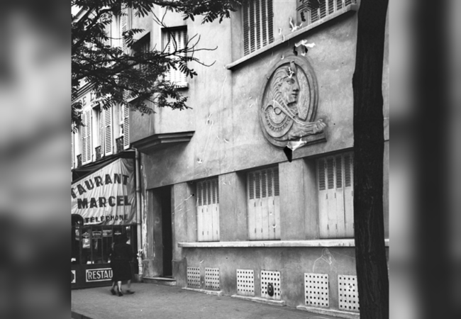 The Maisons Closes of Paris: The Dark Side of the City of Light