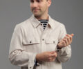 model wearing vetra clothes