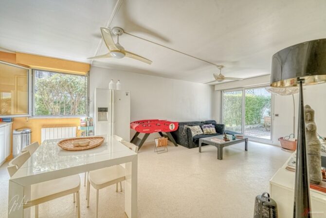 For Sale: Spacious 3-Bedroom in Petit-Montrouge