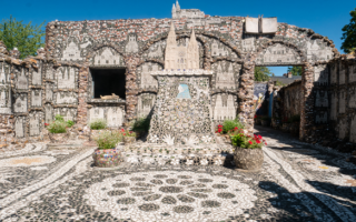 Maison Picassiette: A Mosaic Marvel in Chartres