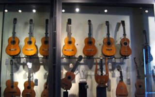 French Touch: A History of the Classical Guitar in France